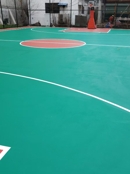 涉县 球场长期使用易出现地面开裂